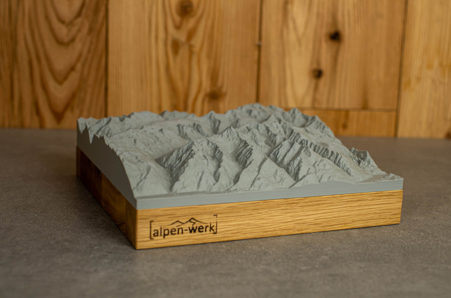 Relief "Oak" Lötschental