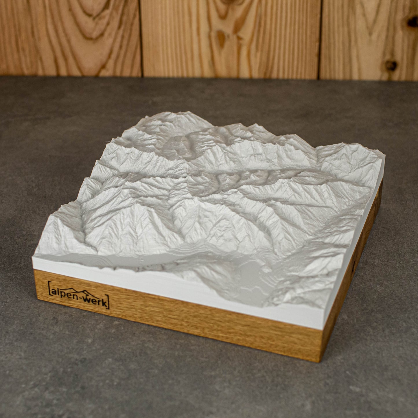 Relief "Oak" Meraner Höhenweg