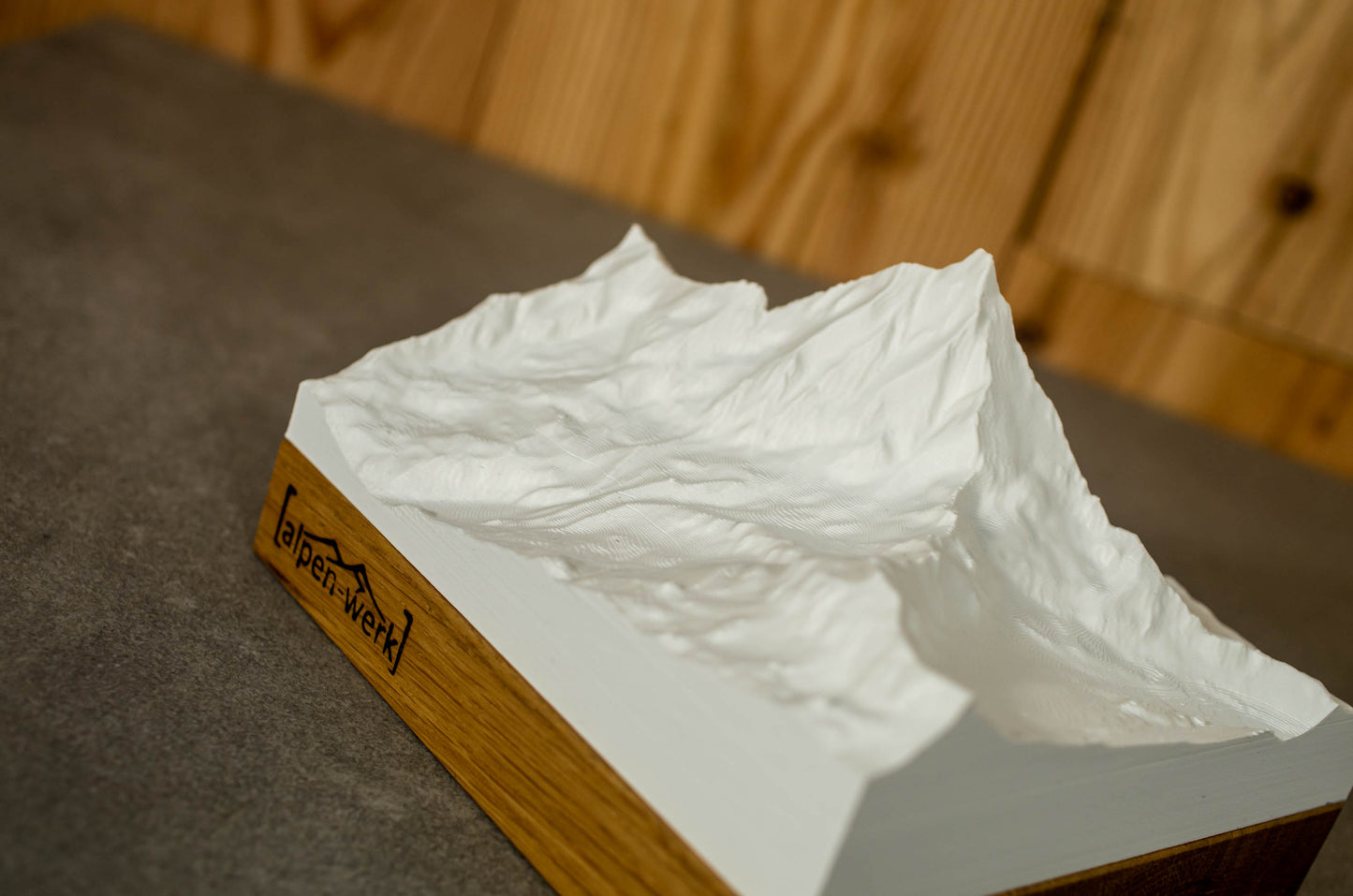 Relief "Oak" Matterhorn