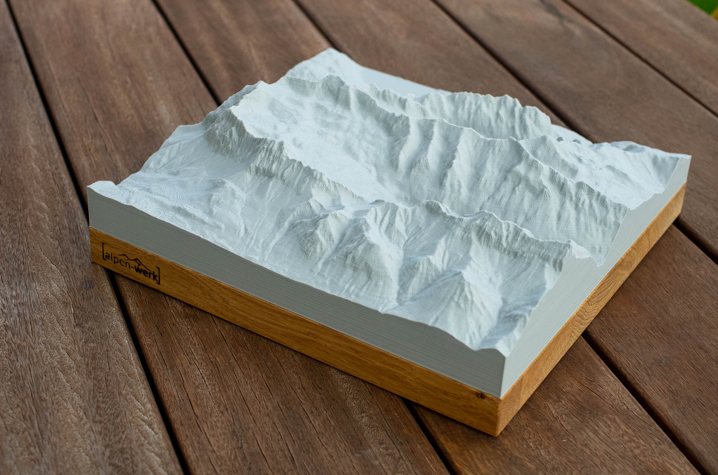 Relief "Chêne" Zugspitze avec crête anniversaire